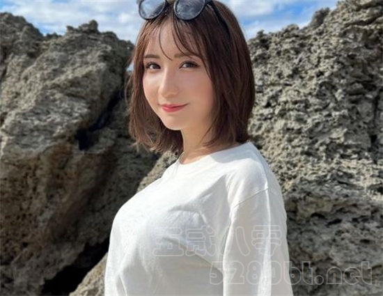 伊藤爱真是谁 笑容还是蛮甜的预览图