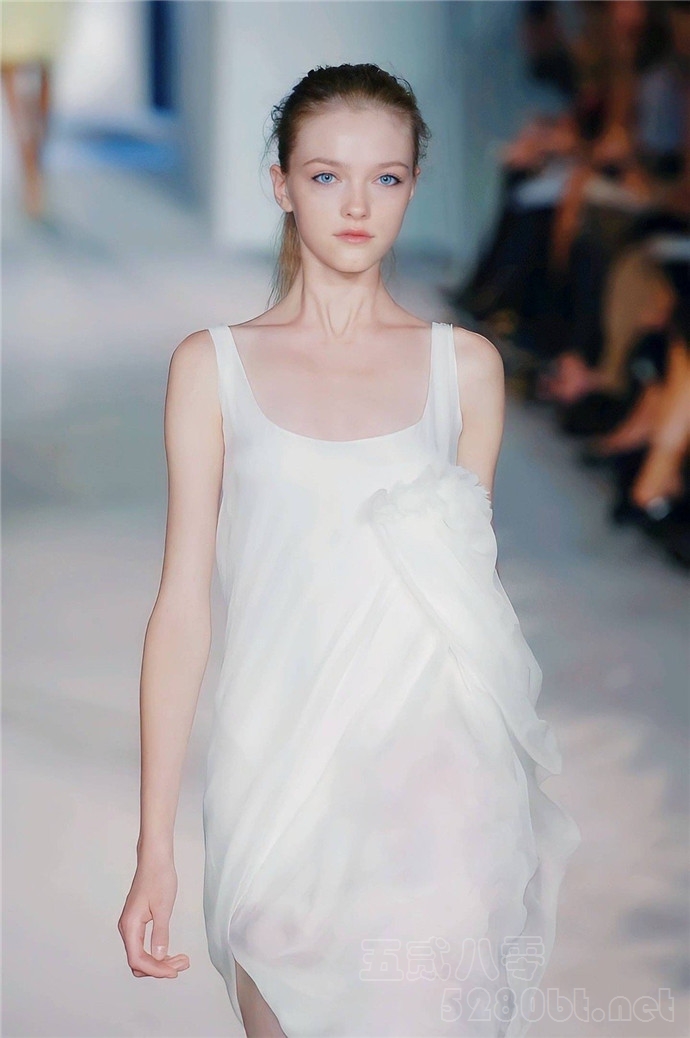 俄罗斯小仙女Vlada Roslyakova 来认识这位超模吧预览图