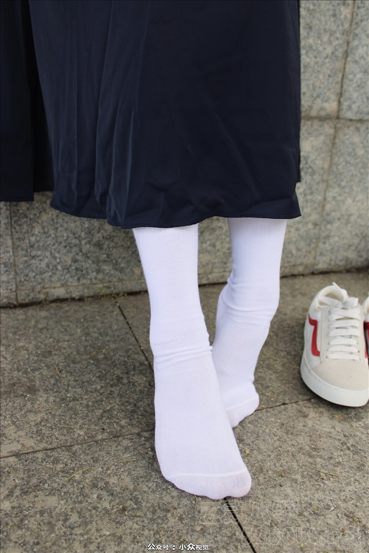 玉足腿控@小众视觉 雪糕 [110P1V-5.92GB]推荐预览图