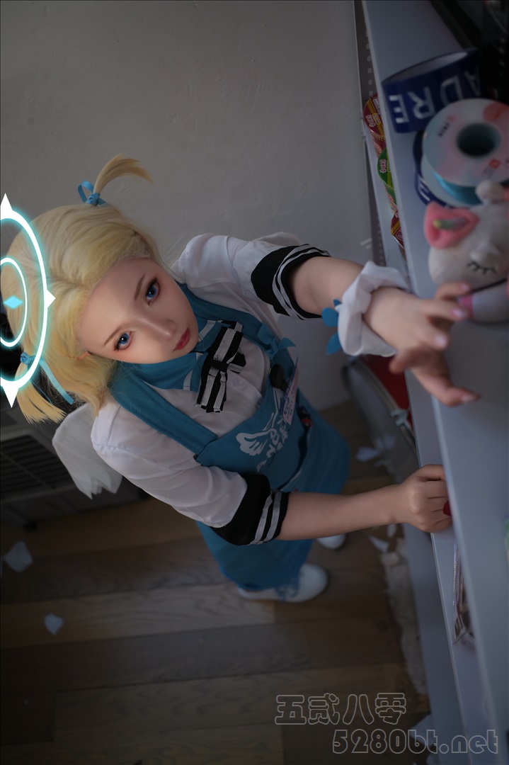 娇小软萌@小和甜酒 小空天使便利店[115P-1V-1.08G]推荐预览图