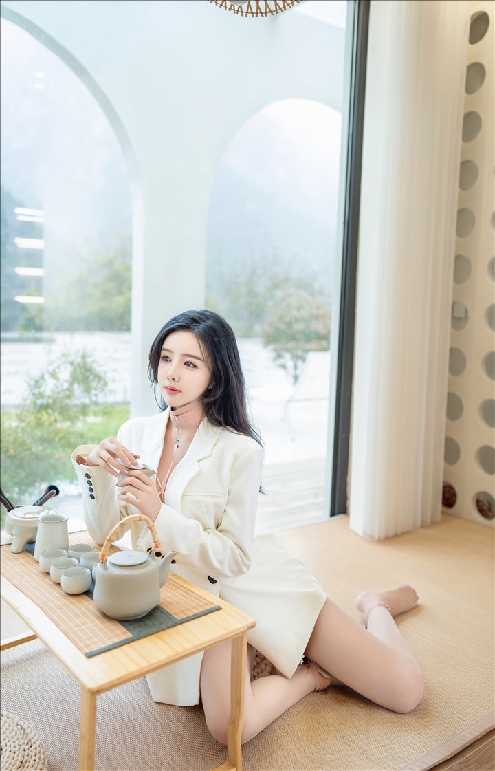 温婉知性有料@袁圆 内购无水印 品茶 [86P-1.18GB]推荐预览图