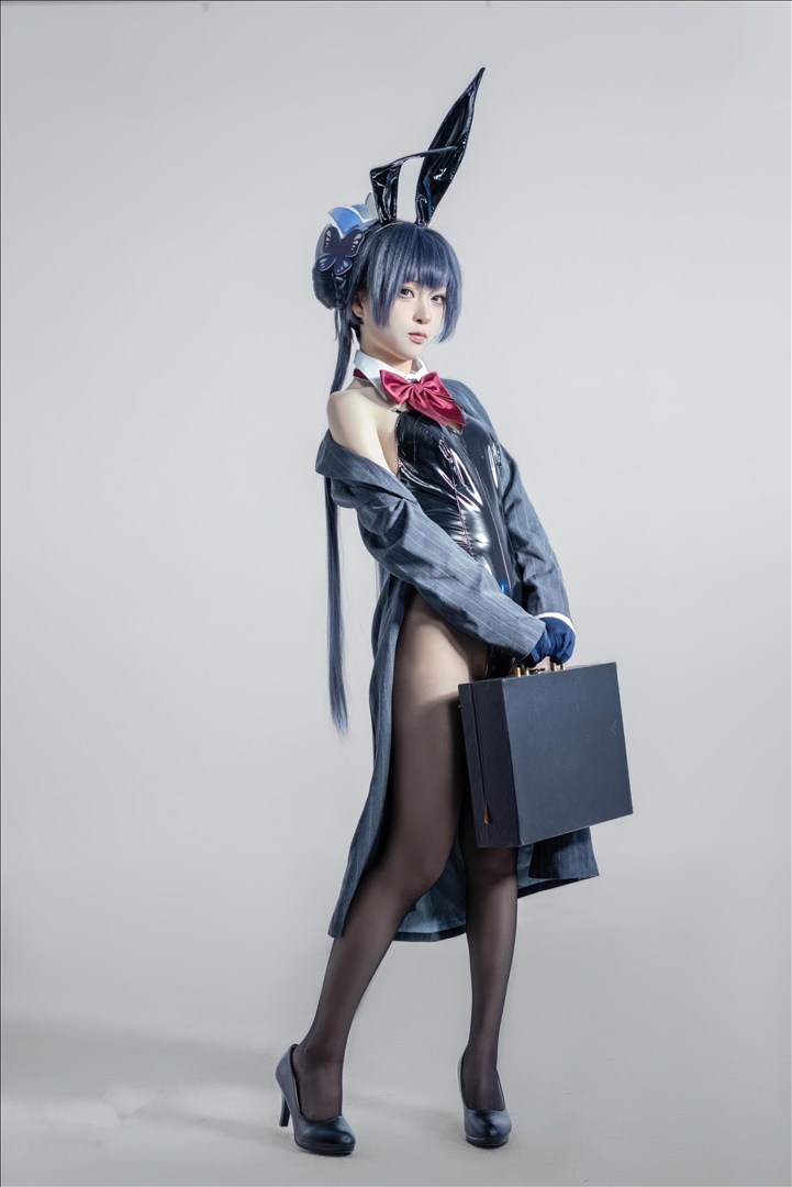 冷感猫系欲@矢量鱼 蔚蓝档案 妃咲兔女郎[28P]推荐预览图