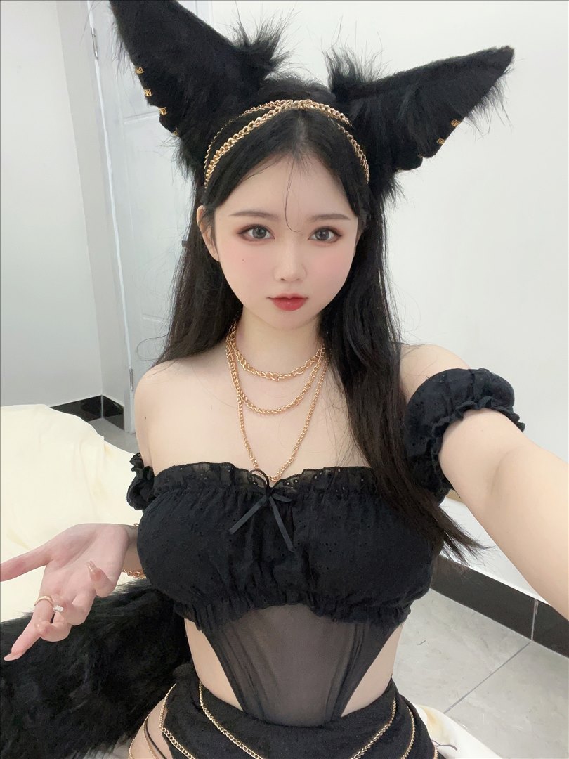 又纯又欲水润@是依酱吖 黑狼[34P-2V-134.8M]推荐预览图