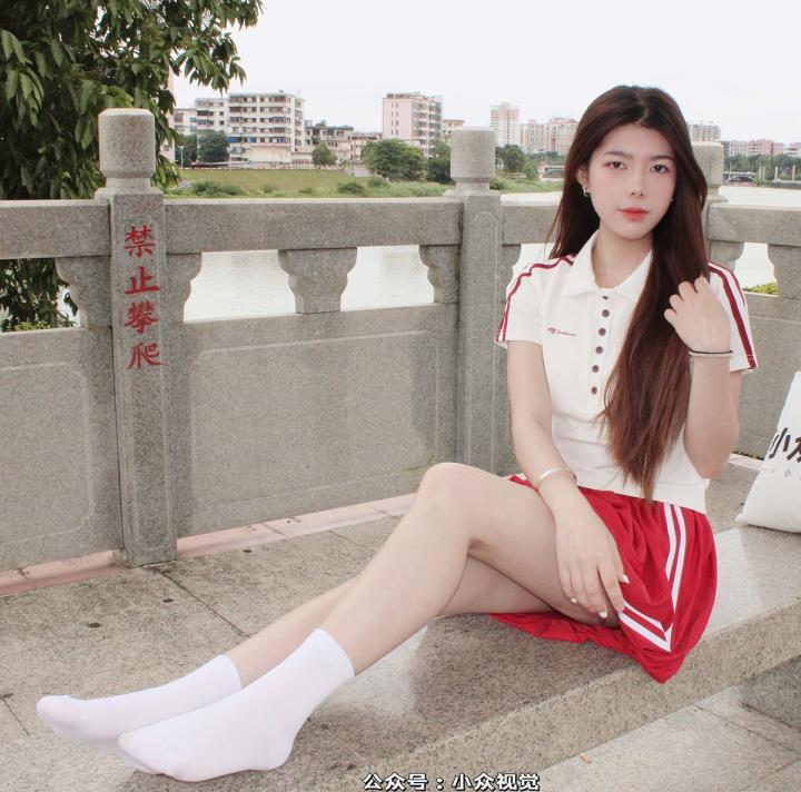 小众视觉 VOL.0042 雪糕[114P+1V／5.48GB]推荐预览图