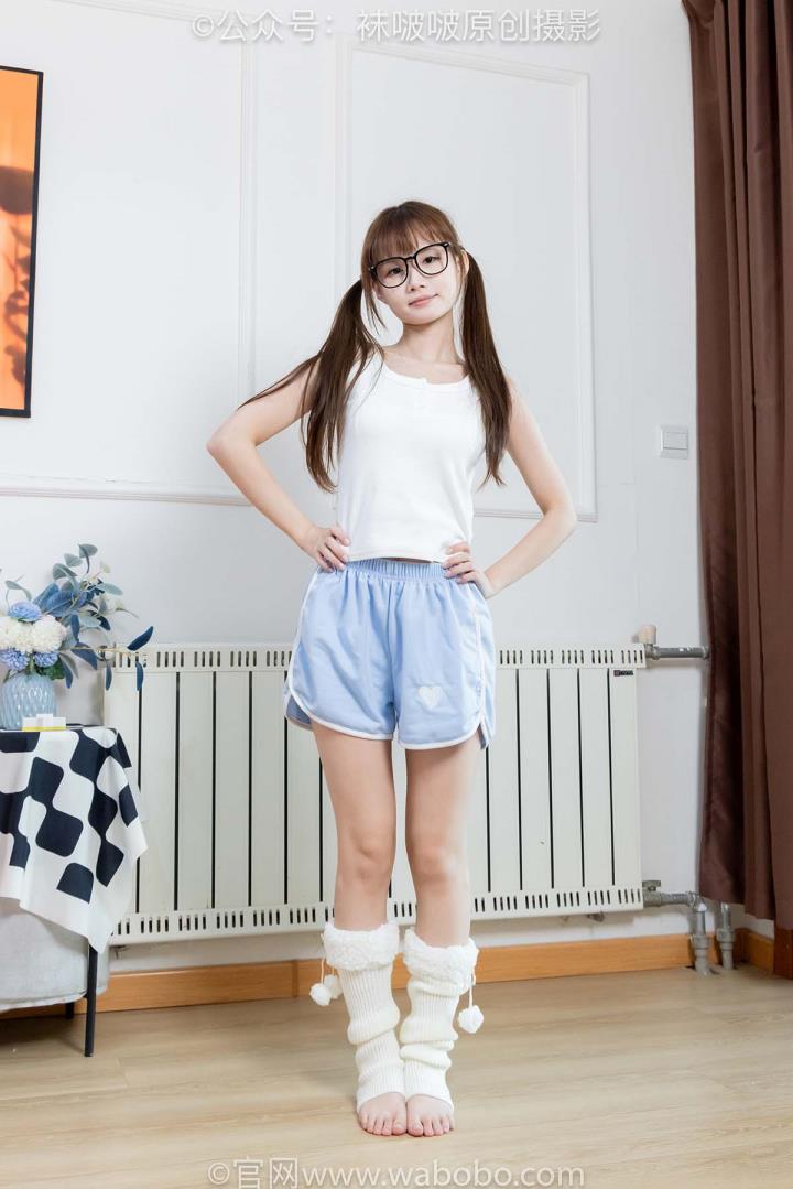 [BoBoSocks袜啵啵]VOL.685 甜甜圈-人字拖、薄浅色袜、堆堆袜套、足部[234P+1V／11.9GB]推荐预览图