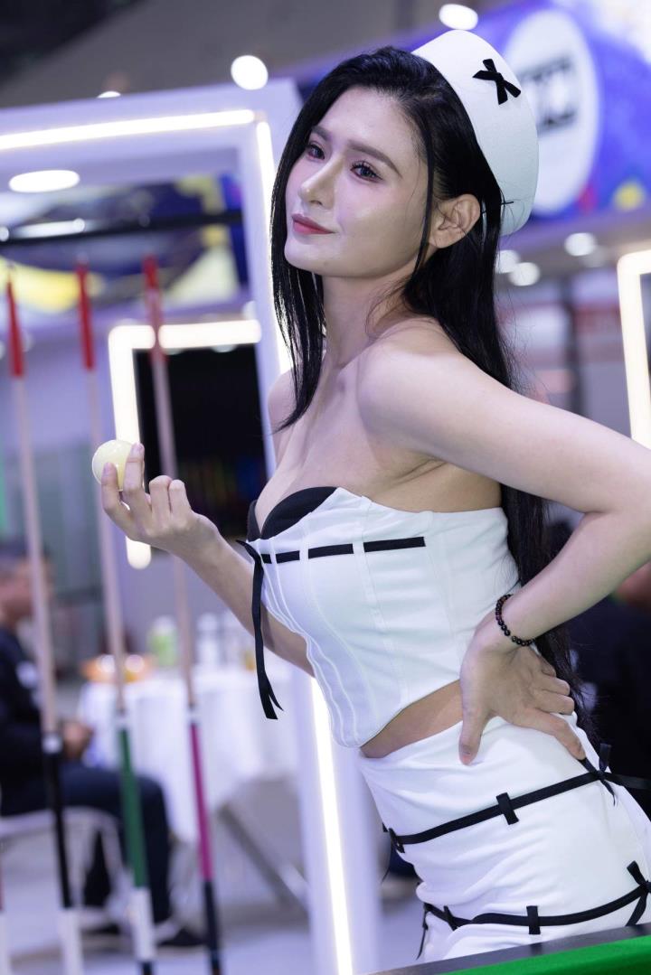 精选街拍Ⅱ作品 VOL.5676 柠檬吖[72+1P／105MB]推荐预览图